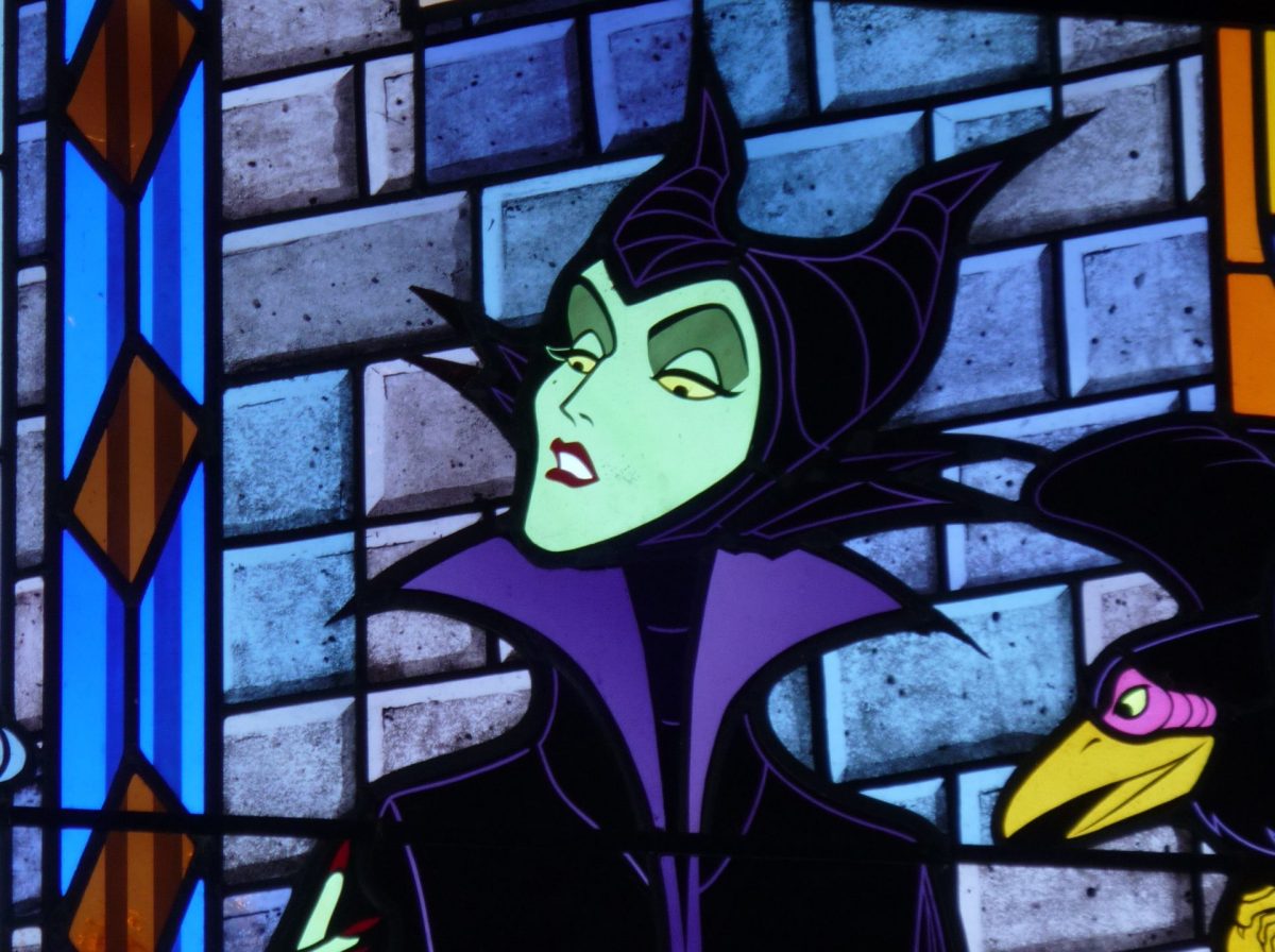 Who Are The Top 10 Disney Villains? | Voices
