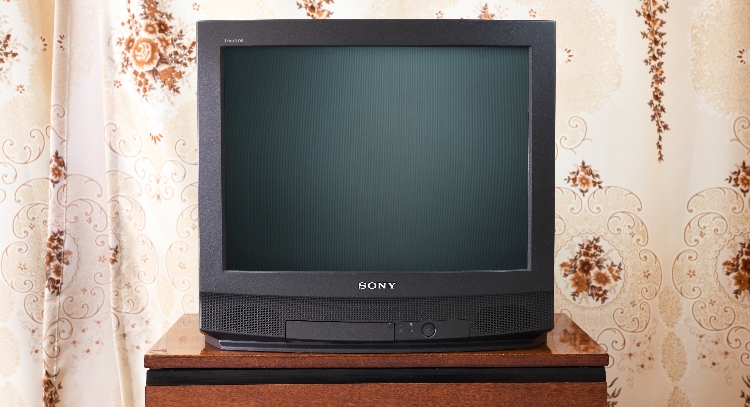 An old Sony Trinitron TV representing the best TV commercials of the 2000s.