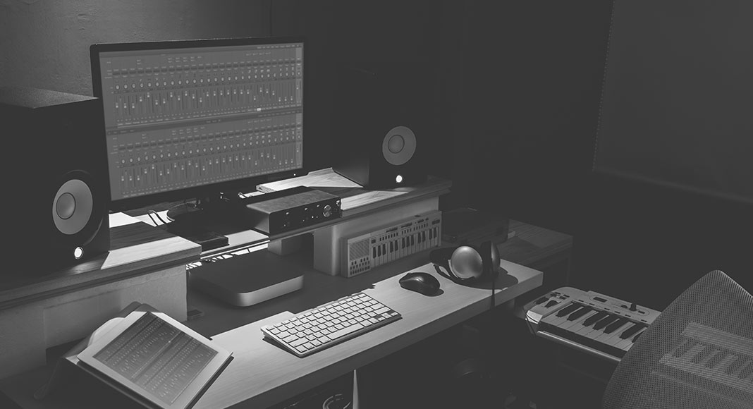 9 Voice Over Home Recording Studio Tips Tricks Voices Com,4th Anniversary